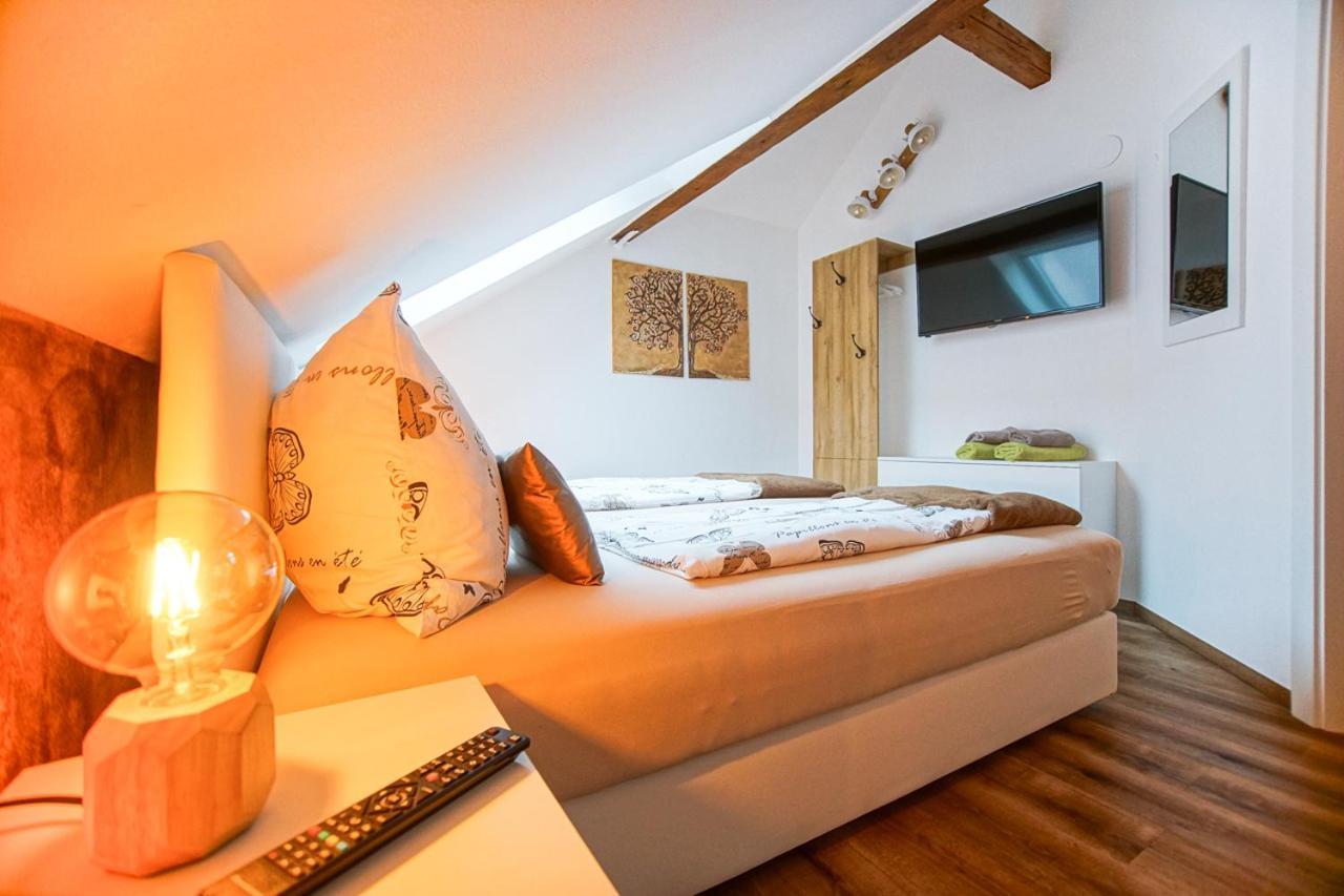 Auszeit Steiraland 1 Mit Privaten Garten Ueberdachter Terrasse Und Parken Leoben  Buitenkant foto