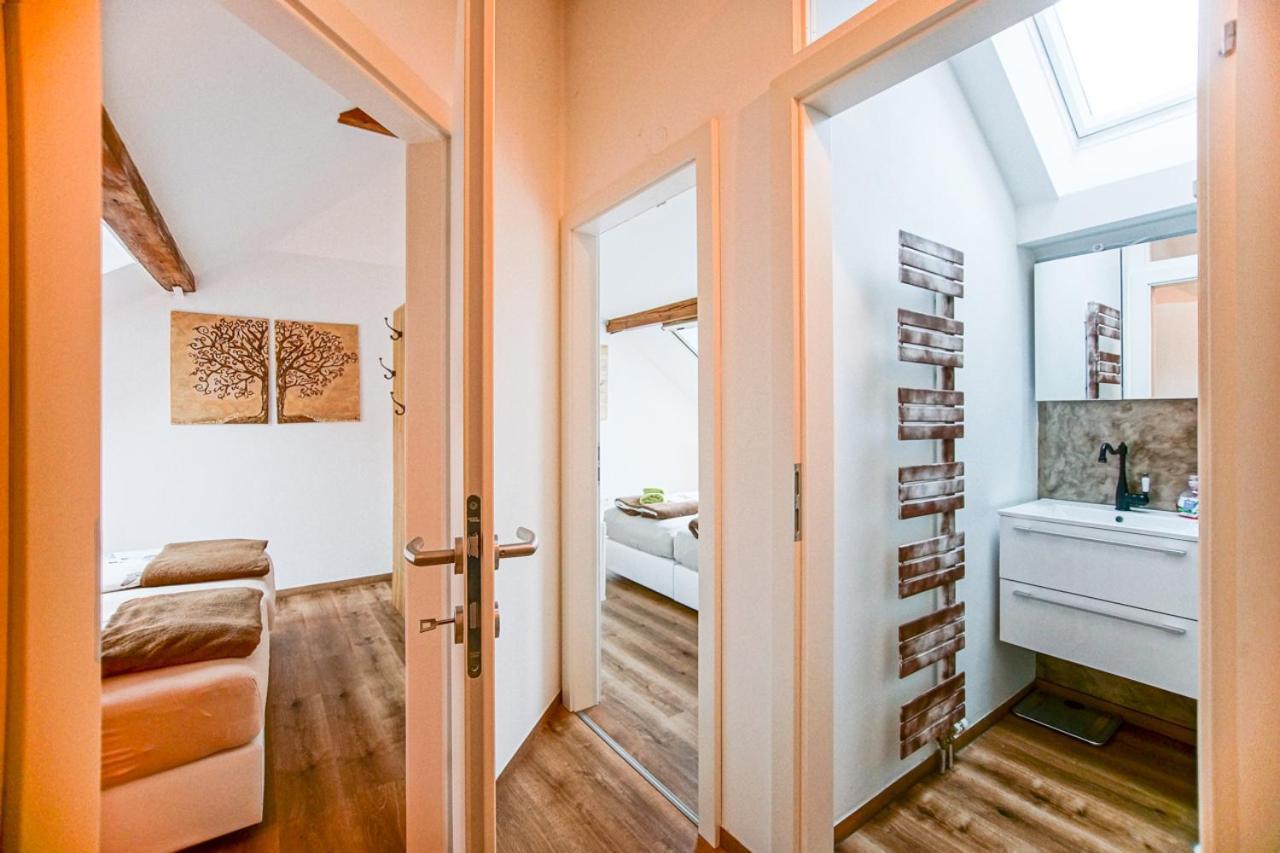 Auszeit Steiraland 1 Mit Privaten Garten Ueberdachter Terrasse Und Parken Leoben  Buitenkant foto