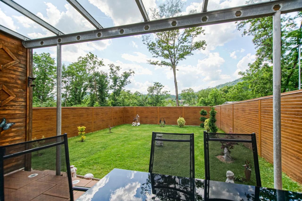 Auszeit Steiraland 1 Mit Privaten Garten Ueberdachter Terrasse Und Parken Leoben  Buitenkant foto